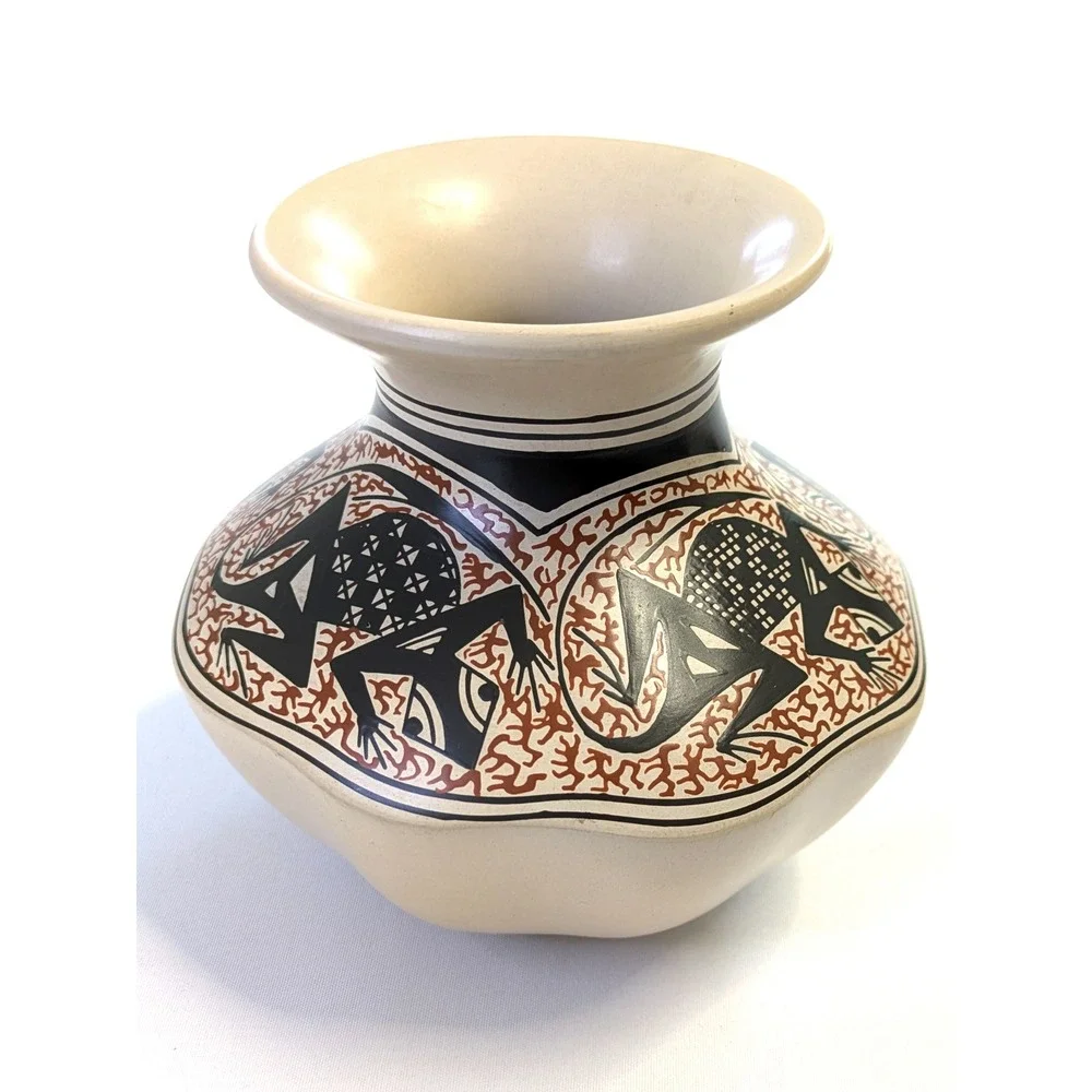 Nancy Heras de Martinez Mata Ortiz Pottery Lizard Mexican Ceramic Signed 4.5